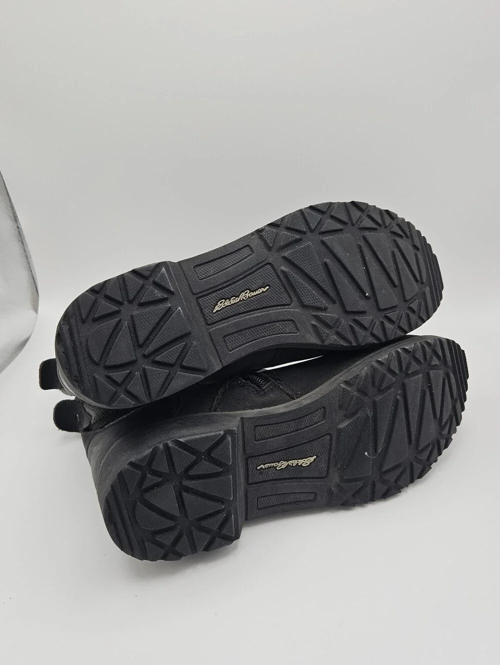 Eddie Bauer Covey 2.0 black and gray herringbone boots size 7
